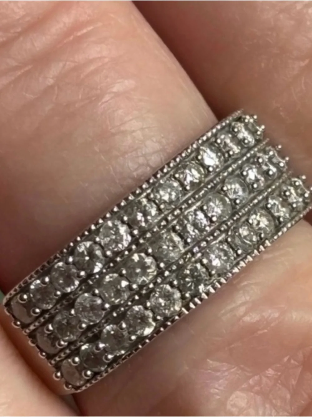 14 kt white gold 1.08 ct genuine natural diamonds Triple Row Pave Ring